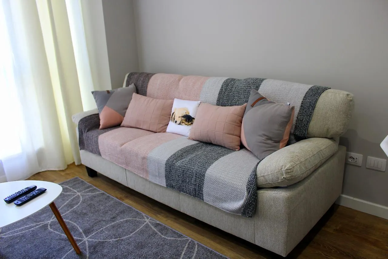 Fleur Apartment Tirana